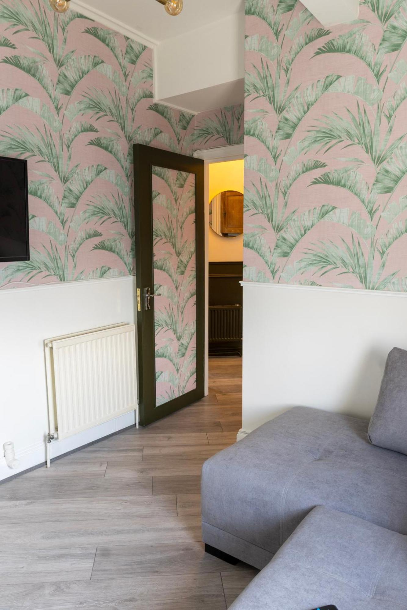 5C- Stylish Urban Retreat - Spacious 2 Bed Flat Londen Buitenkant foto