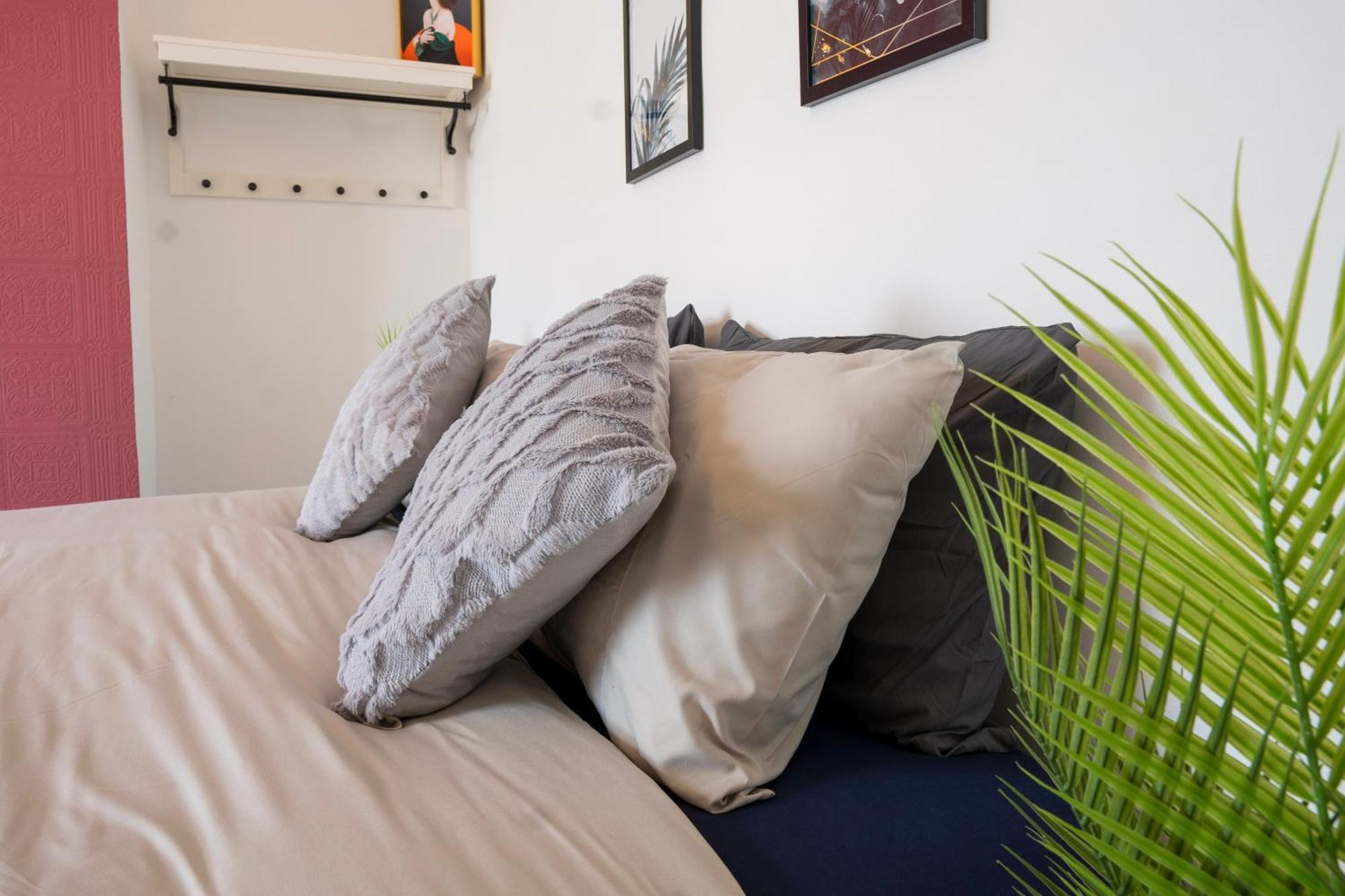 5C- Stylish Urban Retreat - Spacious 2 Bed Flat Londen Buitenkant foto