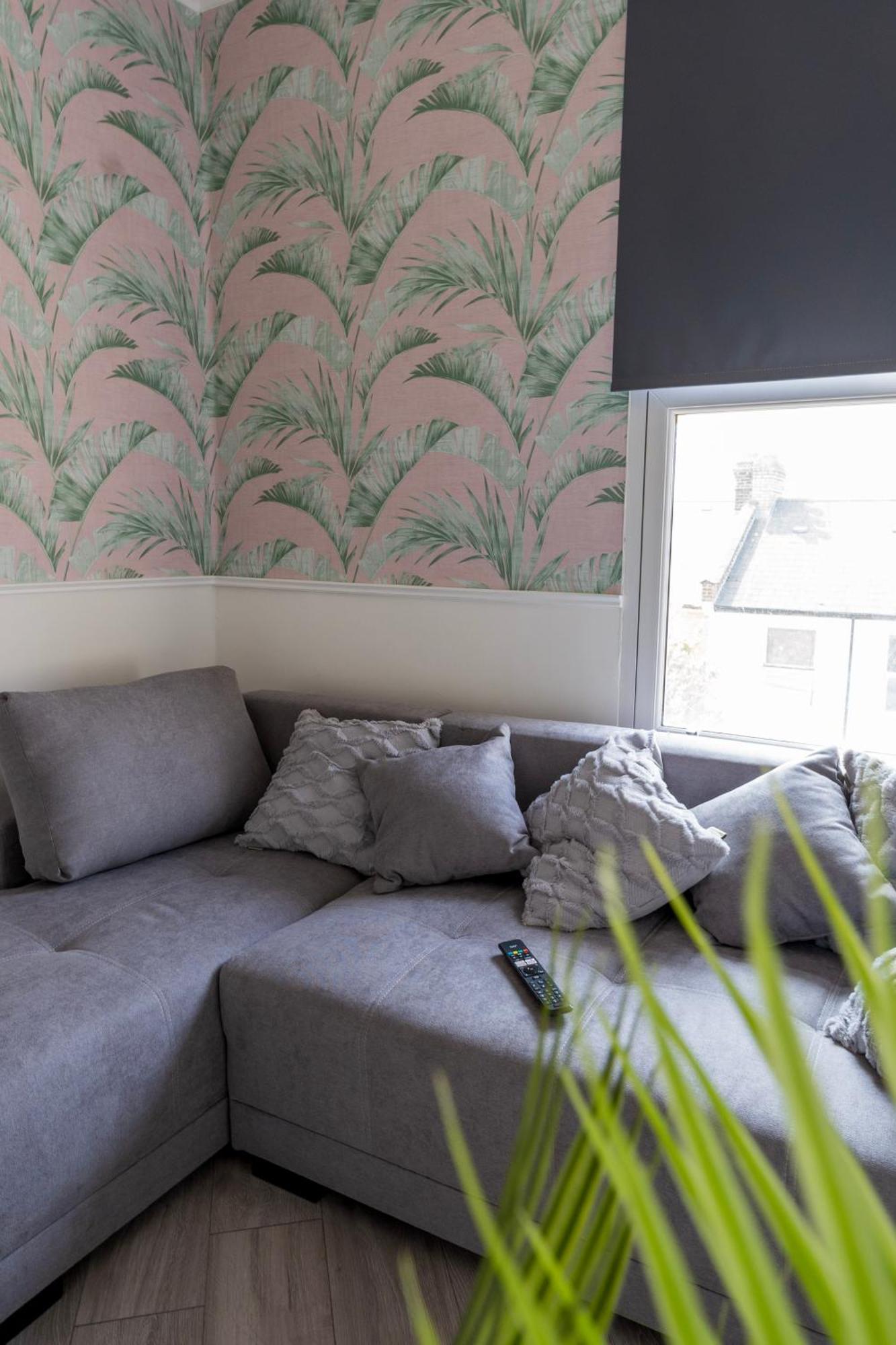 5C- Stylish Urban Retreat - Spacious 2 Bed Flat Londen Buitenkant foto