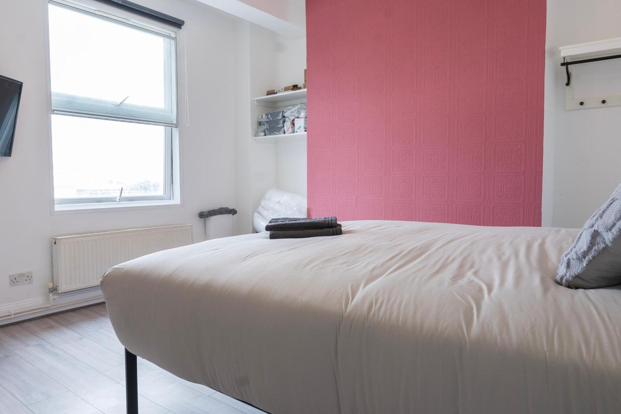 5C- Stylish Urban Retreat - Spacious 2 Bed Flat Londen Buitenkant foto