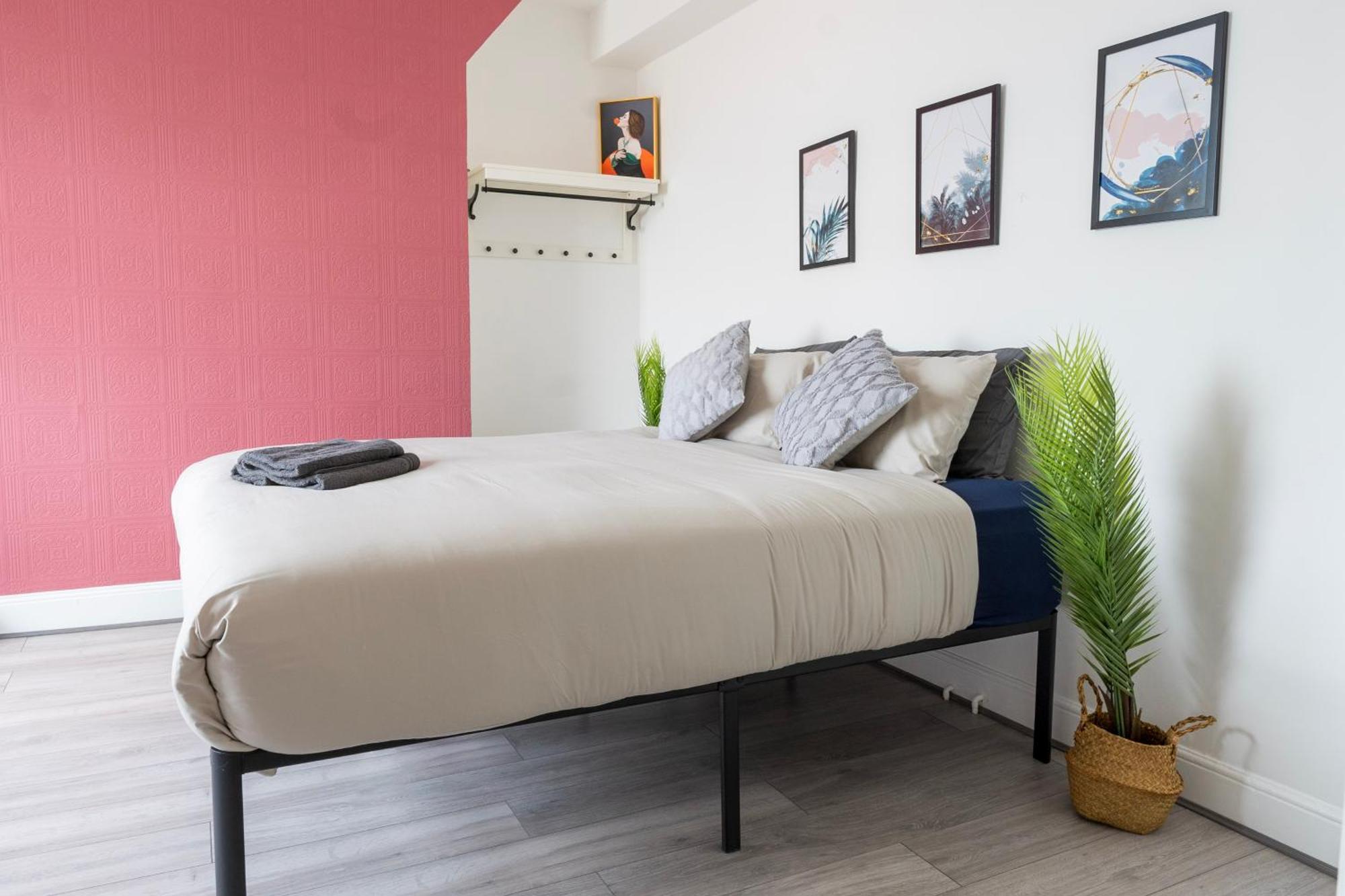 5C- Stylish Urban Retreat - Spacious 2 Bed Flat Londen Buitenkant foto