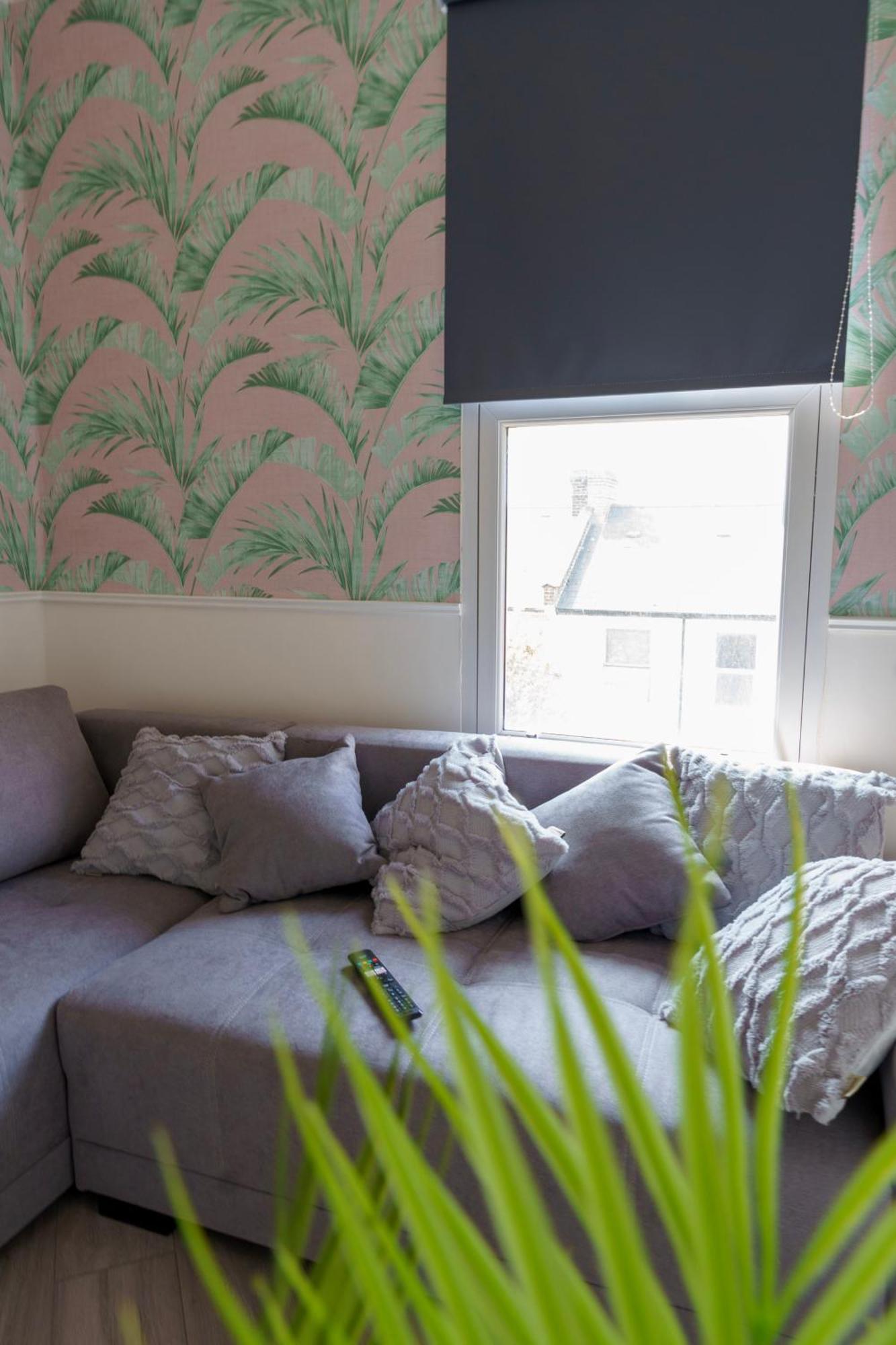5C- Stylish Urban Retreat - Spacious 2 Bed Flat Londen Buitenkant foto