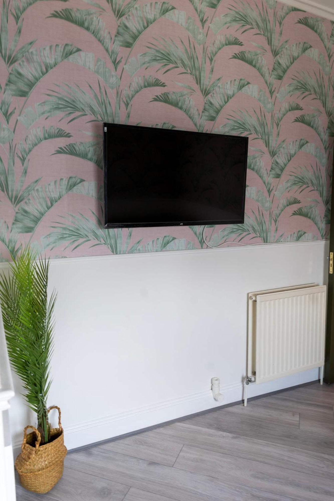 5C- Stylish Urban Retreat - Spacious 2 Bed Flat Londen Buitenkant foto